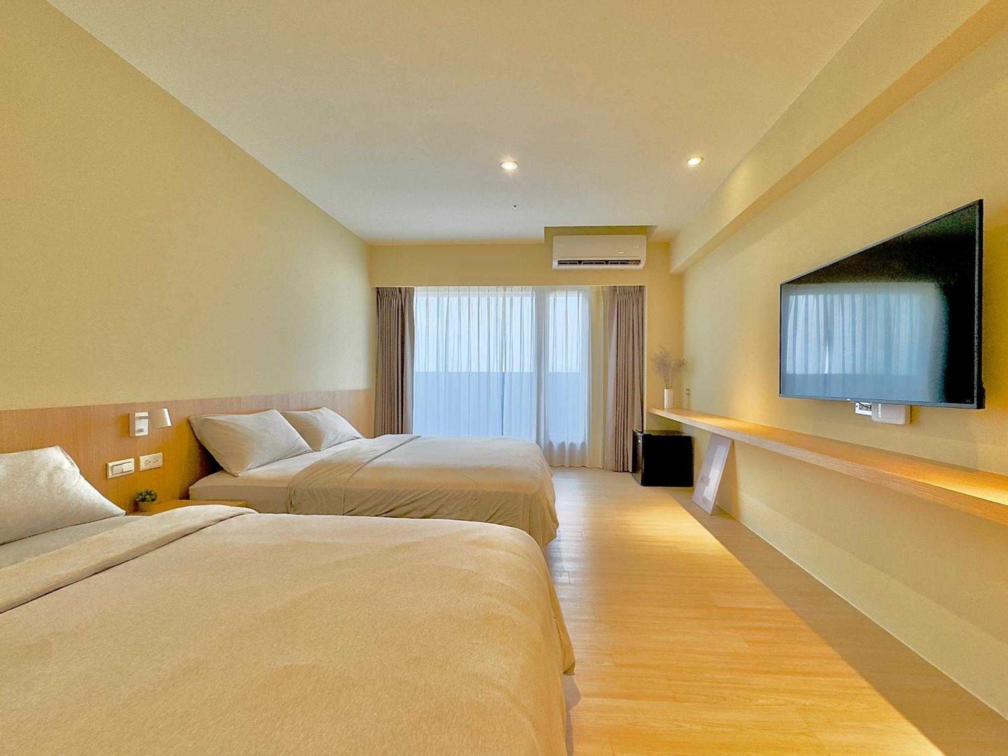 Brown House Hotel - Taipei Main Station Екстер'єр фото